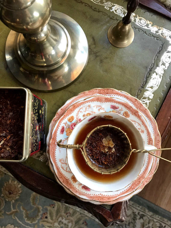 Coconut and cocoa tea